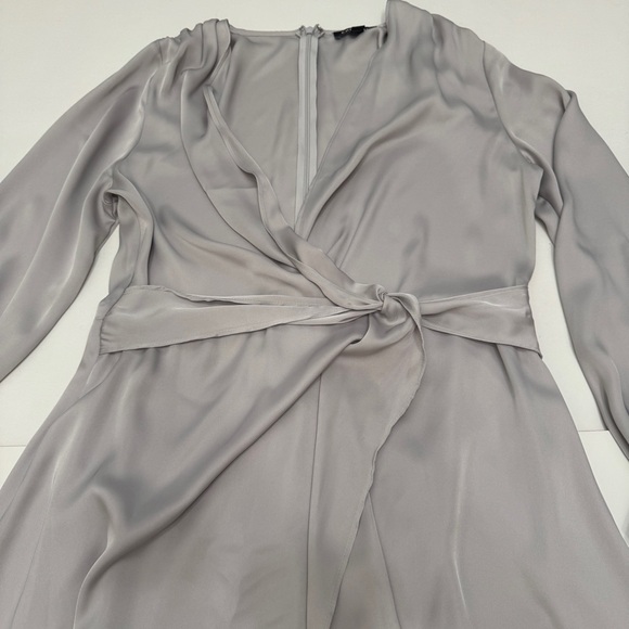 Express gray long sleeve dress satin midi length size M - Picture 6 of 11